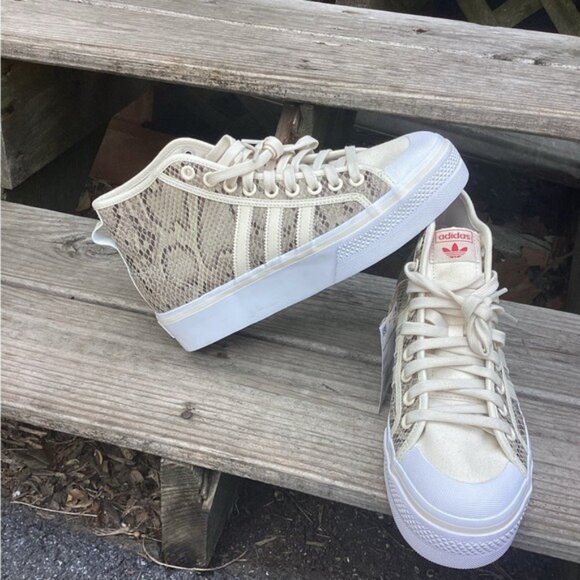 Acubi mermaidcore fairycore ADIDAS Mid boots Damskie HQ1981 sz 8 - Picture 2 of 8